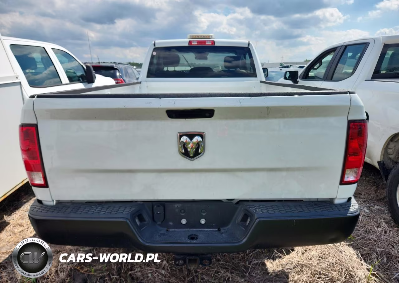 2023 Ram 1500 Classic Tradesman VIN:3C6JR6DG5PG655207 - 6
