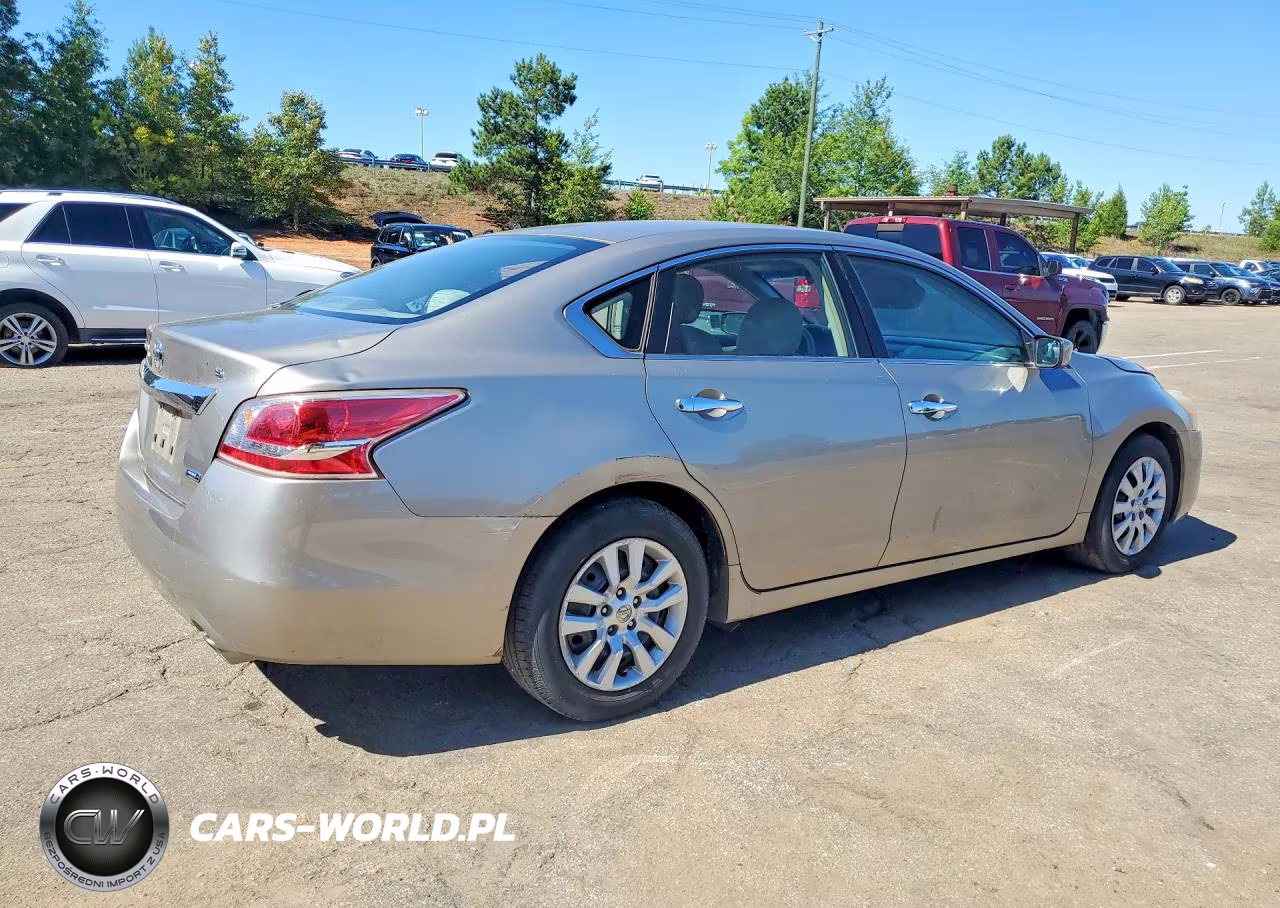 2013 Nissan Altima 2.5 VIN:1N4AL3AP9DC236021 - 3