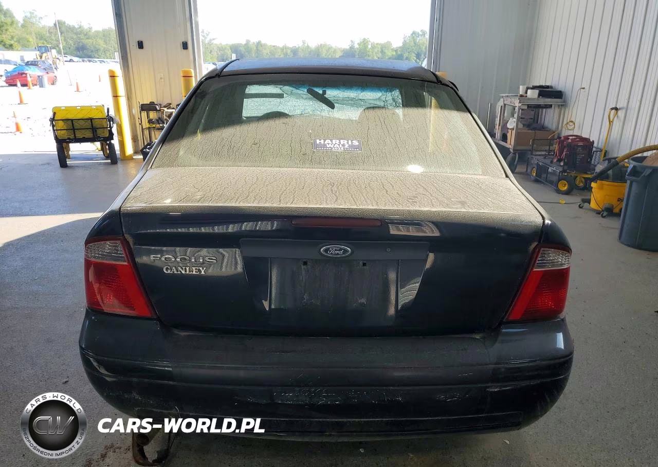2007 Ford Focus VIN:1FAHP34NX7W134016 - 6