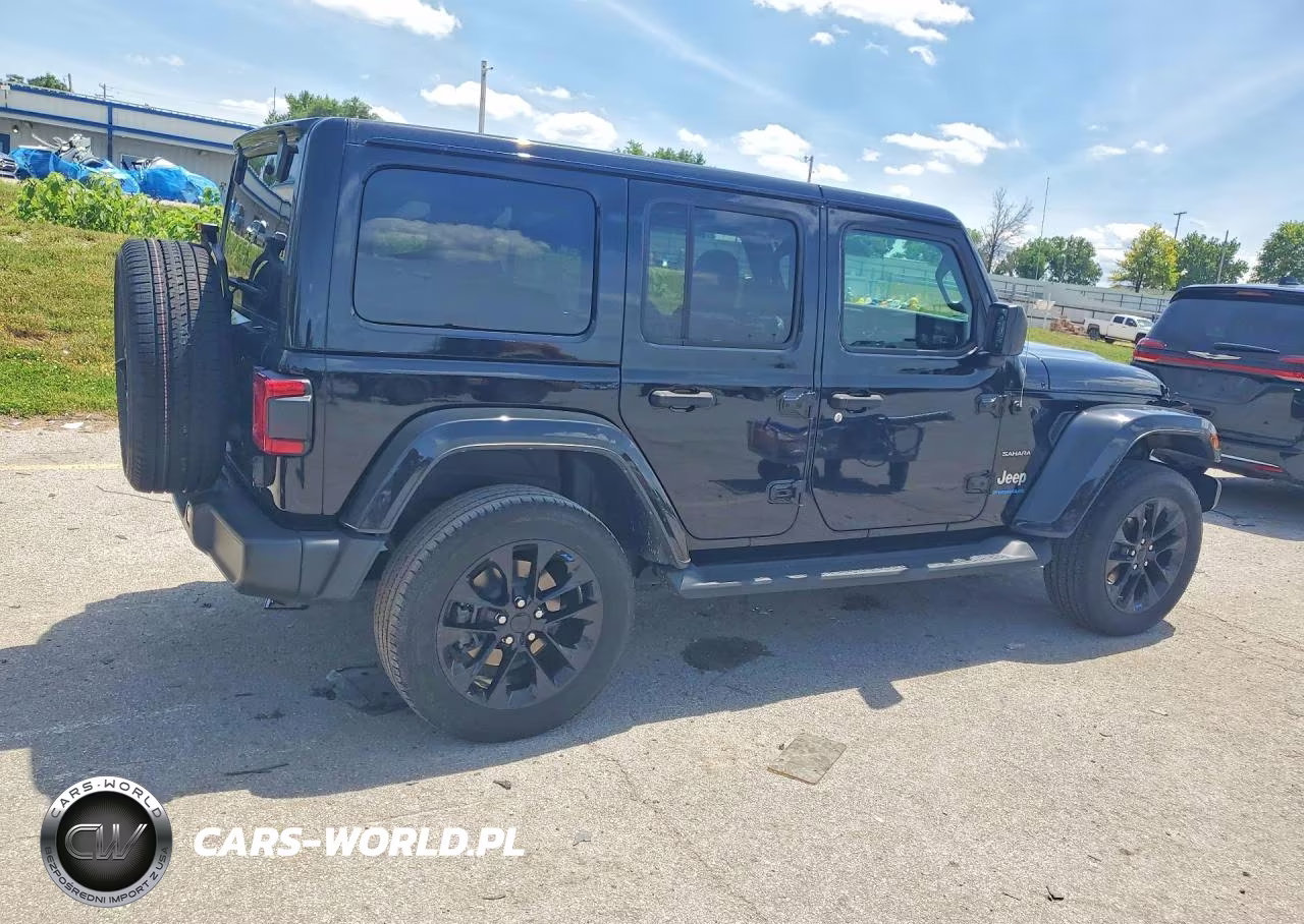 2023 Jeep Wrangler Sahara 4Xe VIN:1C4JJXP68PW553054 - 3
