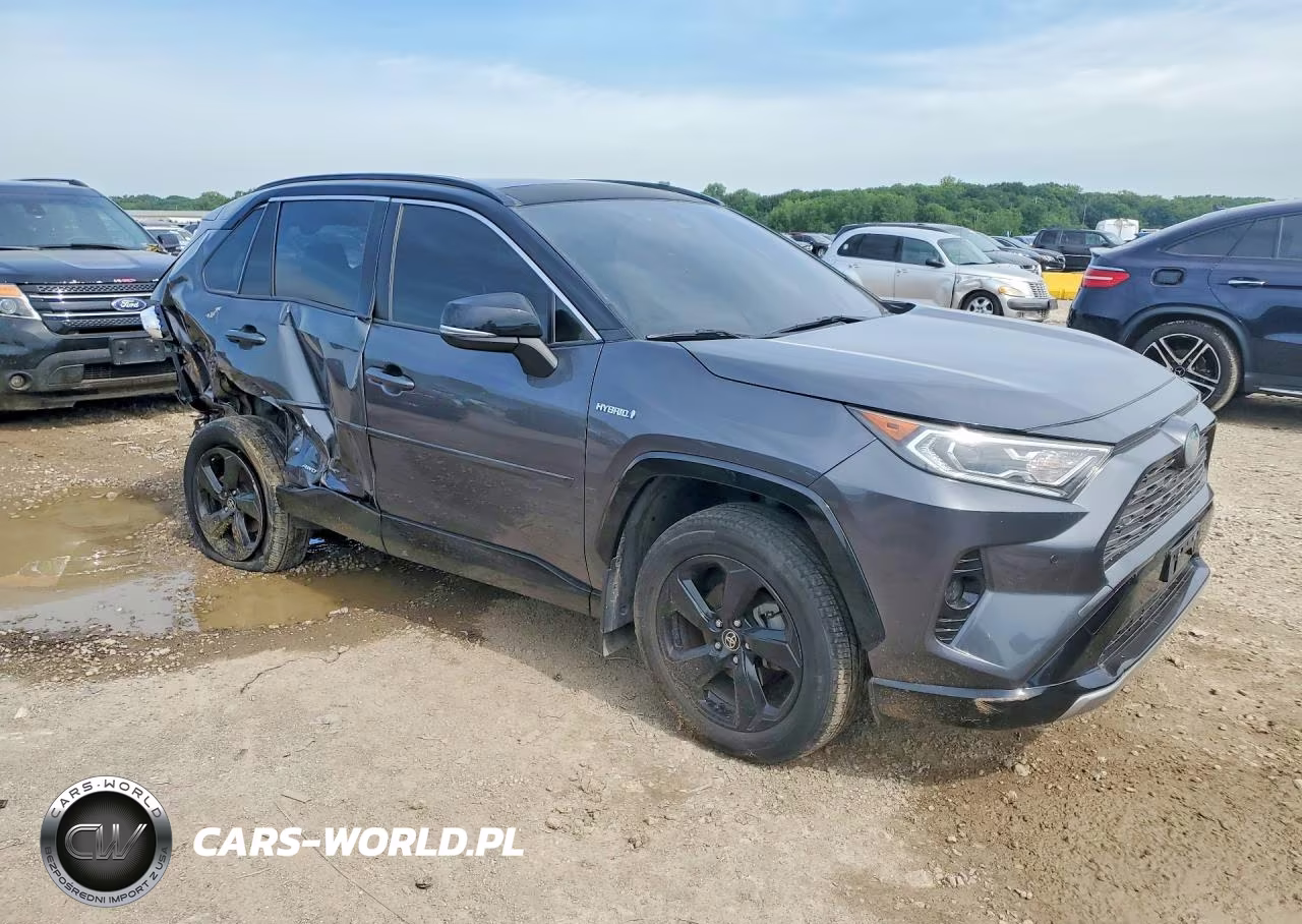 2020 Toyota Rav4 Xse VIN:JTMEWRFV8LD539233 - 4