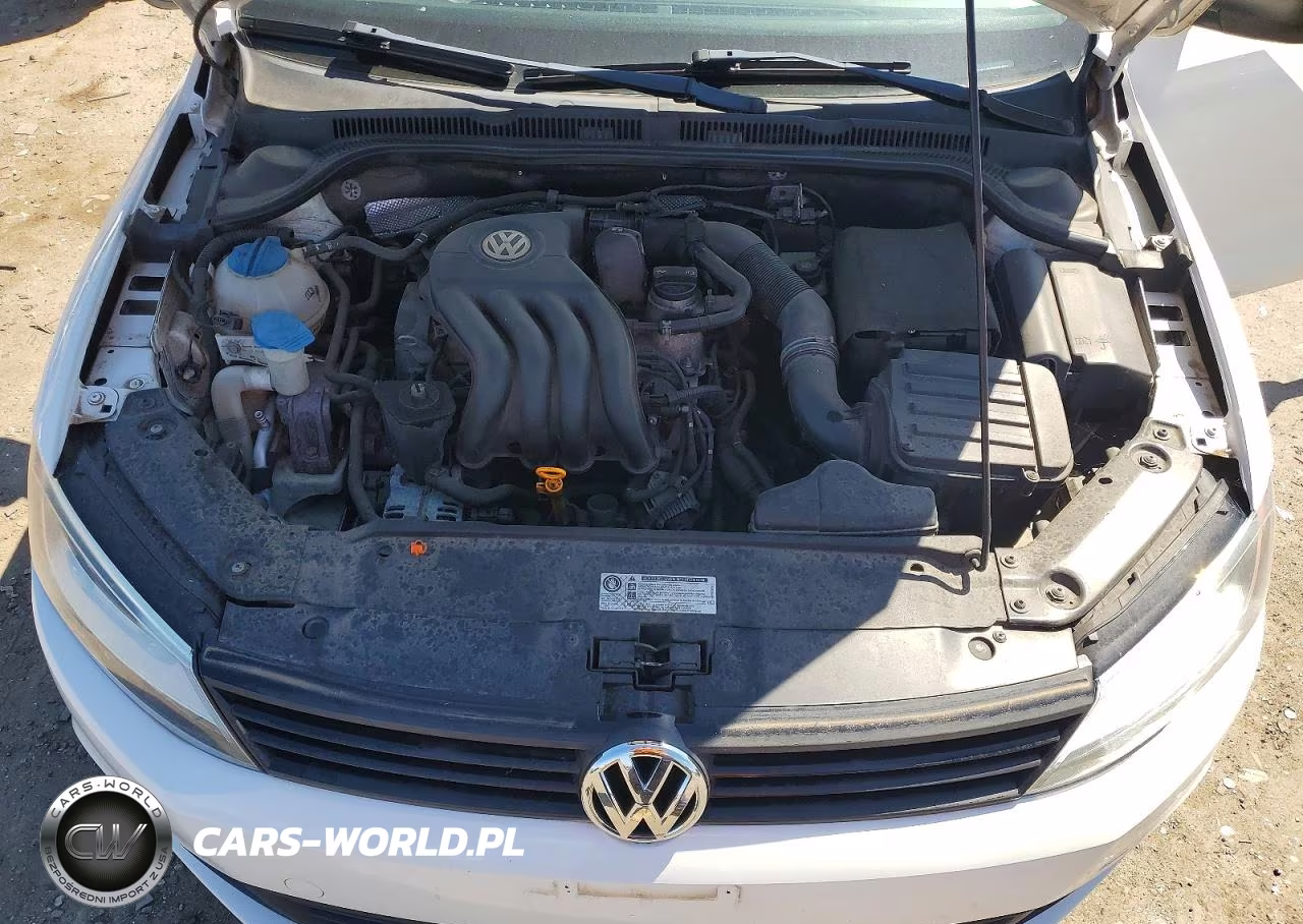 2011 Volkswagen Jetta Base 4D Sedan VIN:3VW1K7AJ0BM346500 - 11