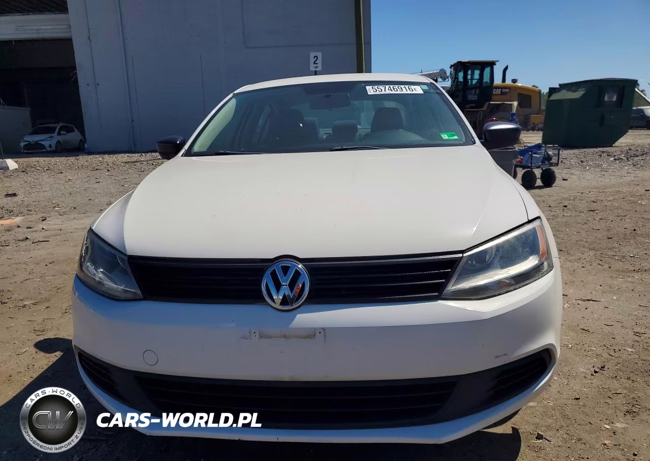 2011 Volkswagen Jetta Base 4D Sedan VIN:3VW1K7AJ0BM346500 - 5