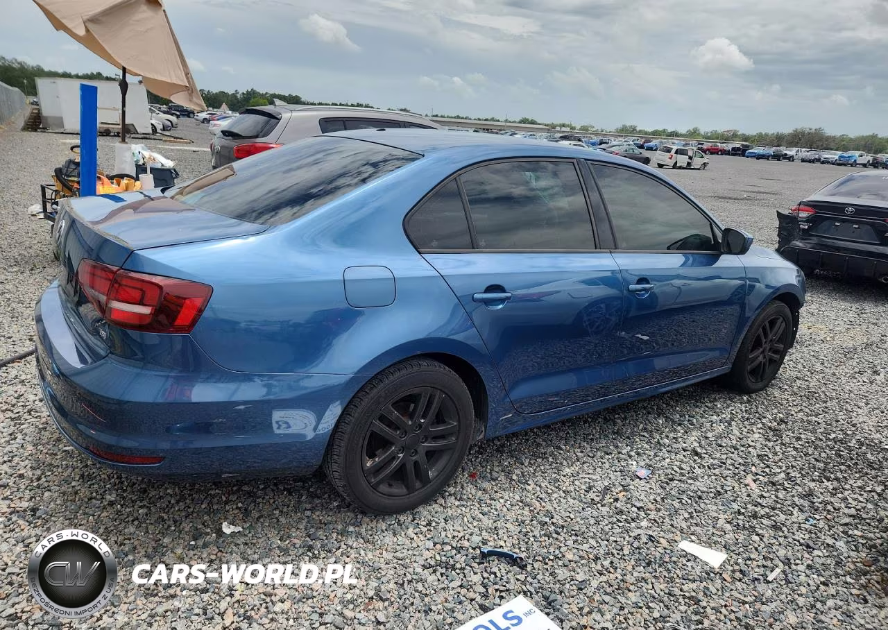 2018 Volkswagen Jetta S VIN:3VW2B7AJ7JM243545 - 3