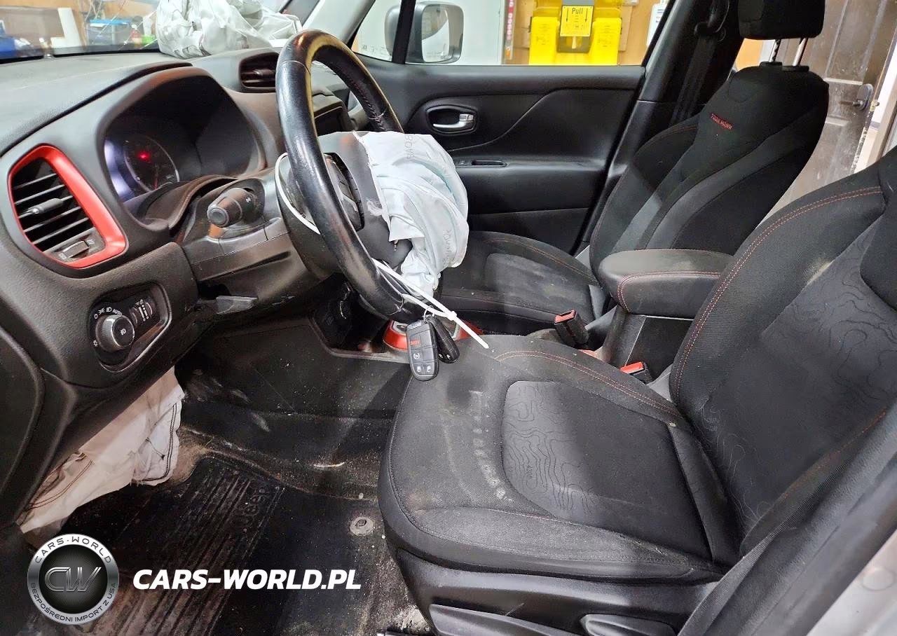 2020 Jeep Renegade Trailhawk VIN:ZACNJBC11LPL62465 - 7