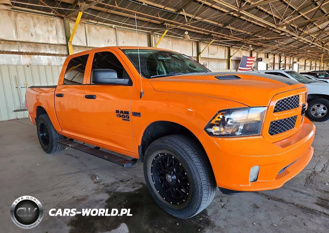 2019 Ram 1500 Classic Tradesman VIN:1C6RR7KT3KS620224 - 4