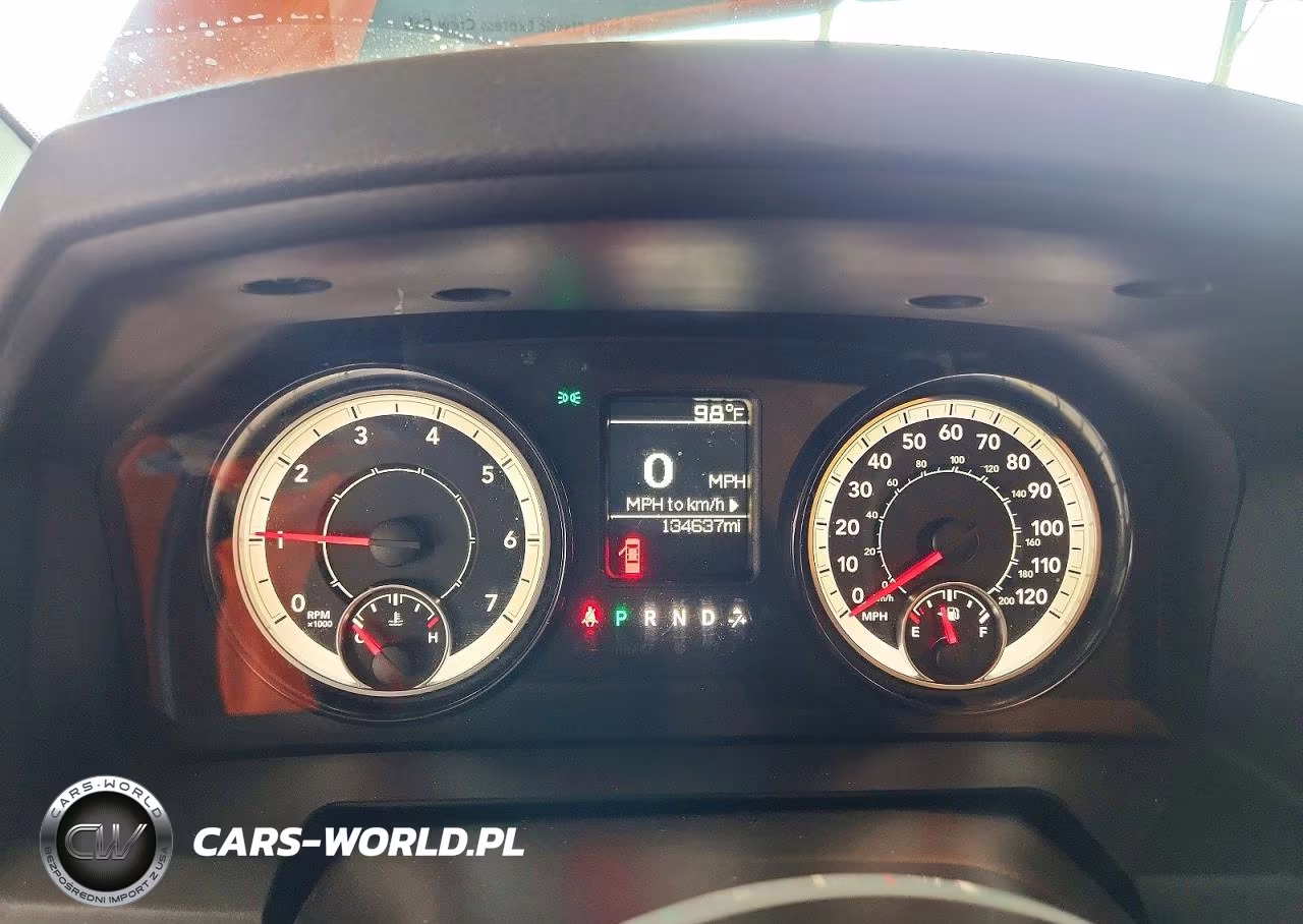 2019 Ram 1500 Classic Tradesman VIN:1C6RR7KT3KS620224 - 9