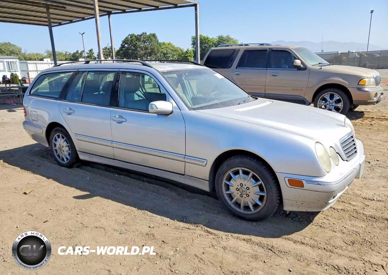 2001 Mercedes-Benz E 320 VIN:WDBJH65J01B276815 - 4