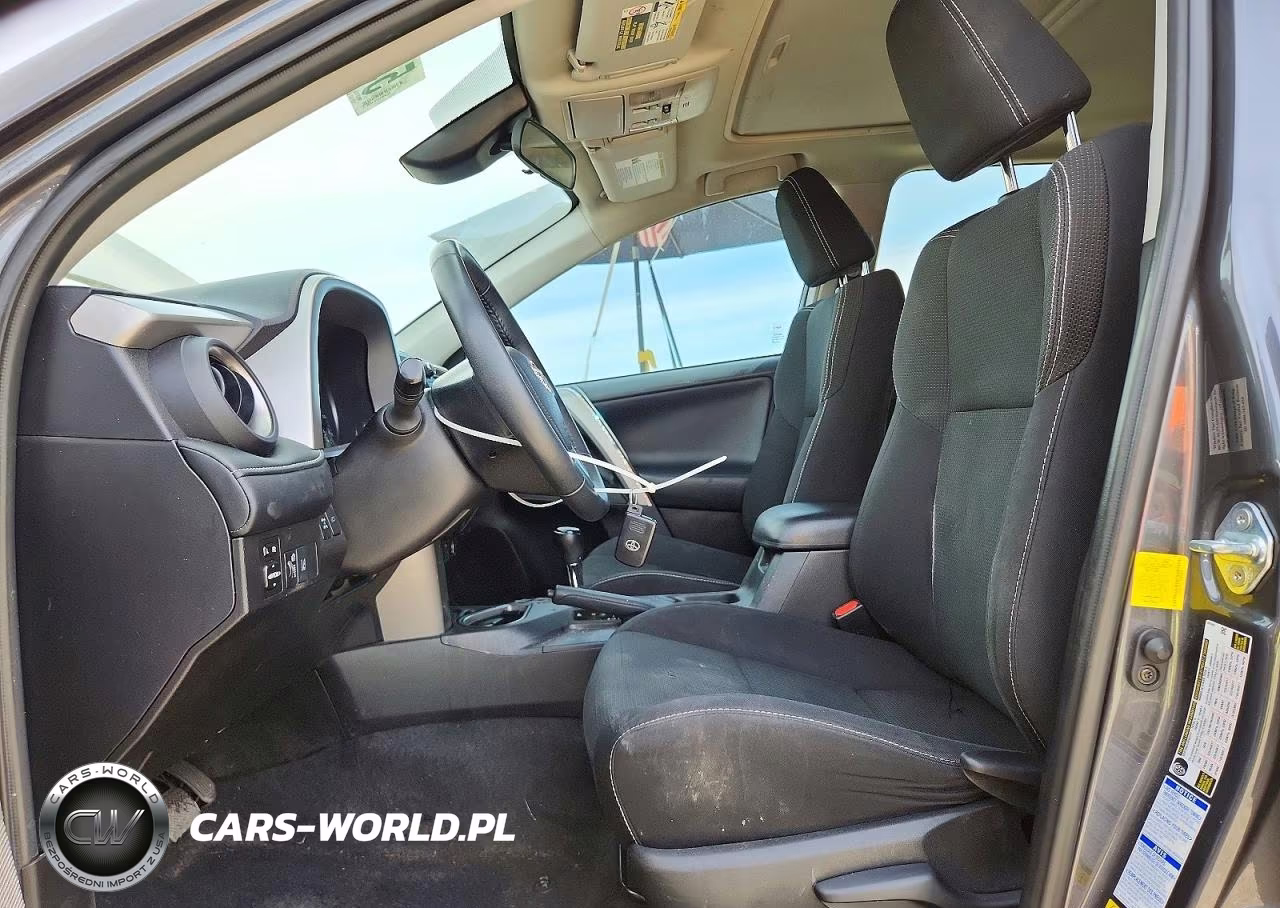 2017 Toyota Rav4 Xle VIN:2T3RFREV2HW684166 - 7