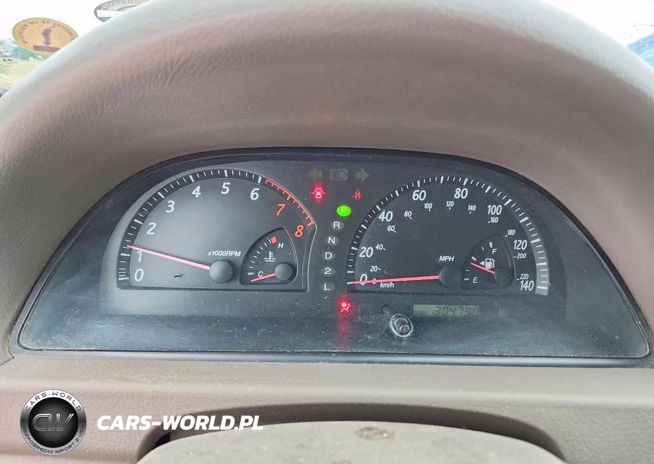 2002 Toyota Camry Le VIN:4T1BE32KX2U614880 - 9