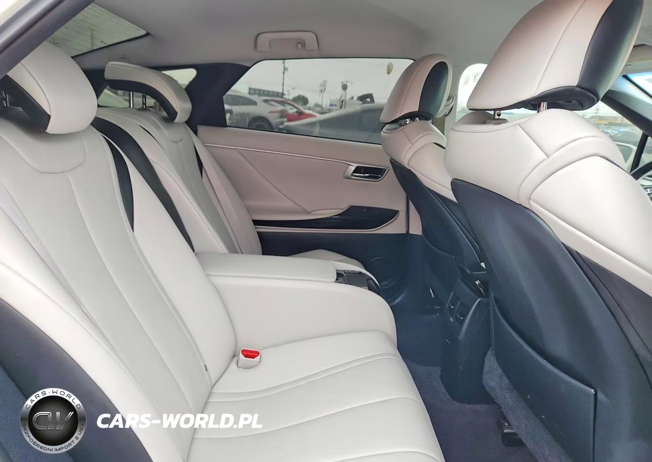 2017 Toyota Mirai Base VIN:JTDBVRBD1HA002702 - 10