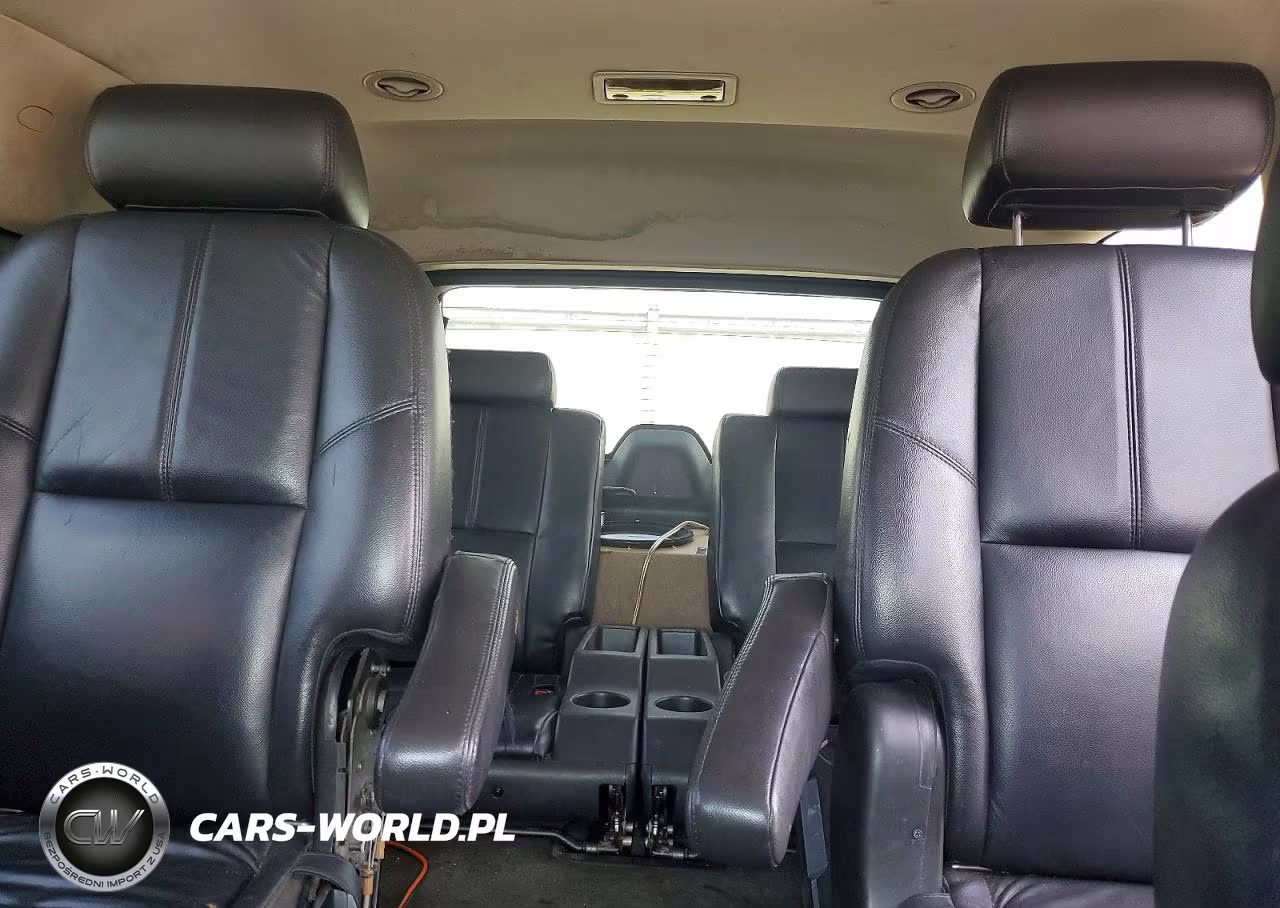 2007 Chevrolet Tahoe Lt VIN:1GNFK13027J204672 - 10