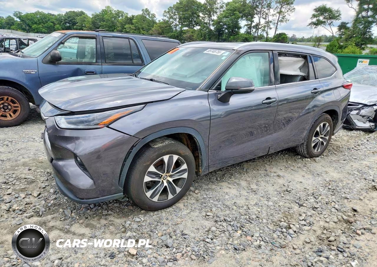 2021 Toyota Highlander Xle – zdjęcie 1 z 13