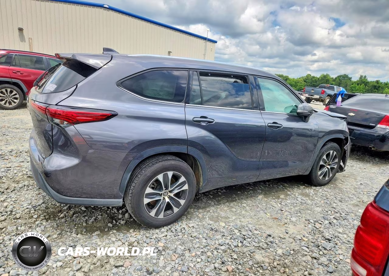 2021 Toyota Highlander Xle VIN:5TDGZRAH2MS041309 - 3