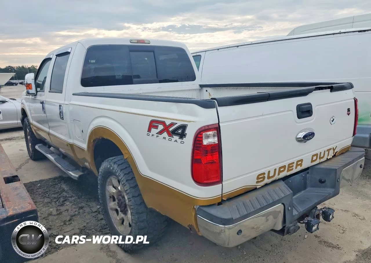 2013 Ford F250 Super Duty VIN:1FT7W2B66DEB17553 - 3