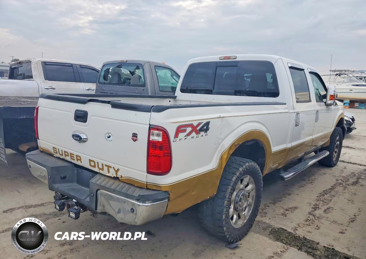 2013 Ford F250 Super Duty VIN:1FT7W2B66DEB17553 - 4