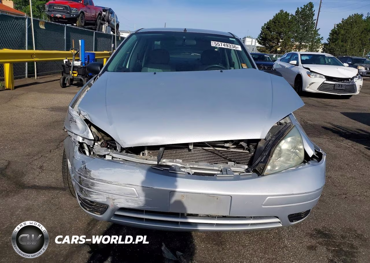 2005 Ford Focus Zx4 VIN:1FAFP34N35W106725 - 5