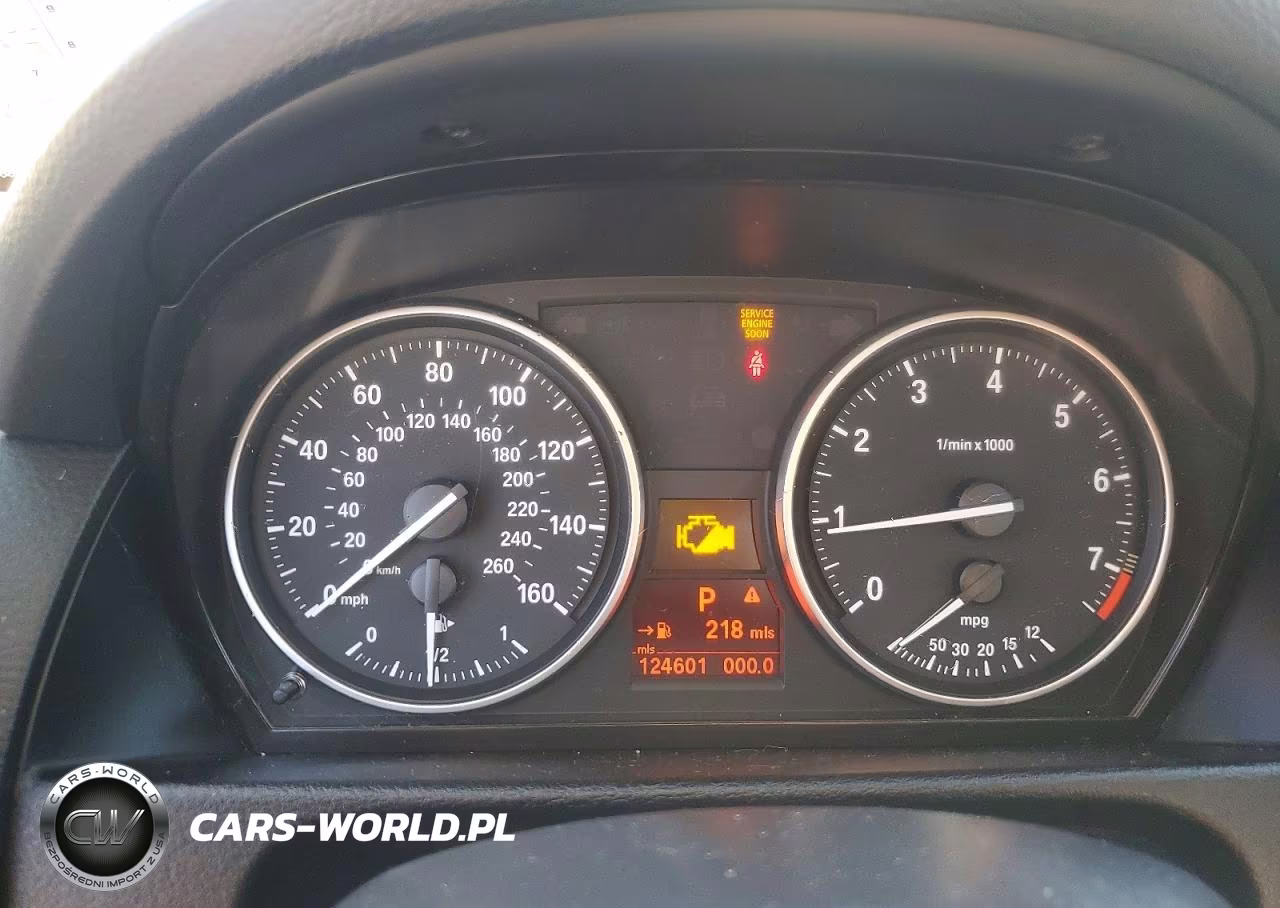 2015 BMW X1 xDrive28I VIN:WBAVL1C55FVY25194 - 9