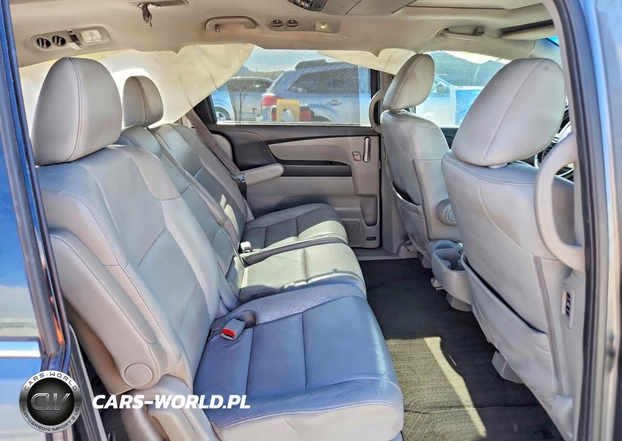2012 Honda Odyssey Touring VIN:5FNRL5H96CB138355 - 11