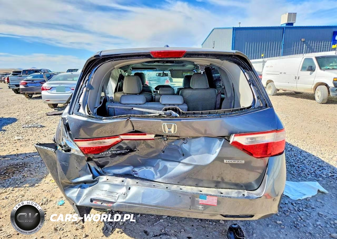 2012 Honda Odyssey Touring VIN:5FNRL5H96CB138355 - 6