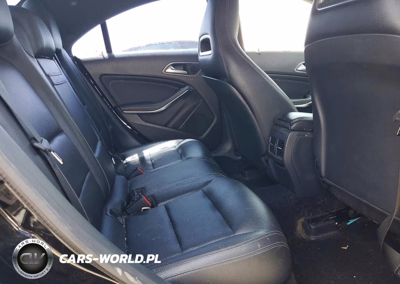 2018 Mercedes-Benz Cla 250 VIN:WDDSJ4EB8JN683177 - 10