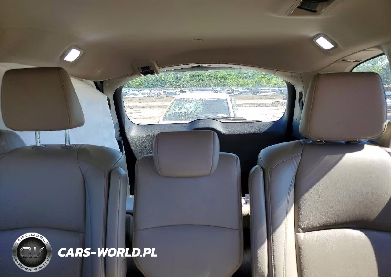2021 Honda Odyssey Touring VIN:5FNRL6H86MB034897 - 10