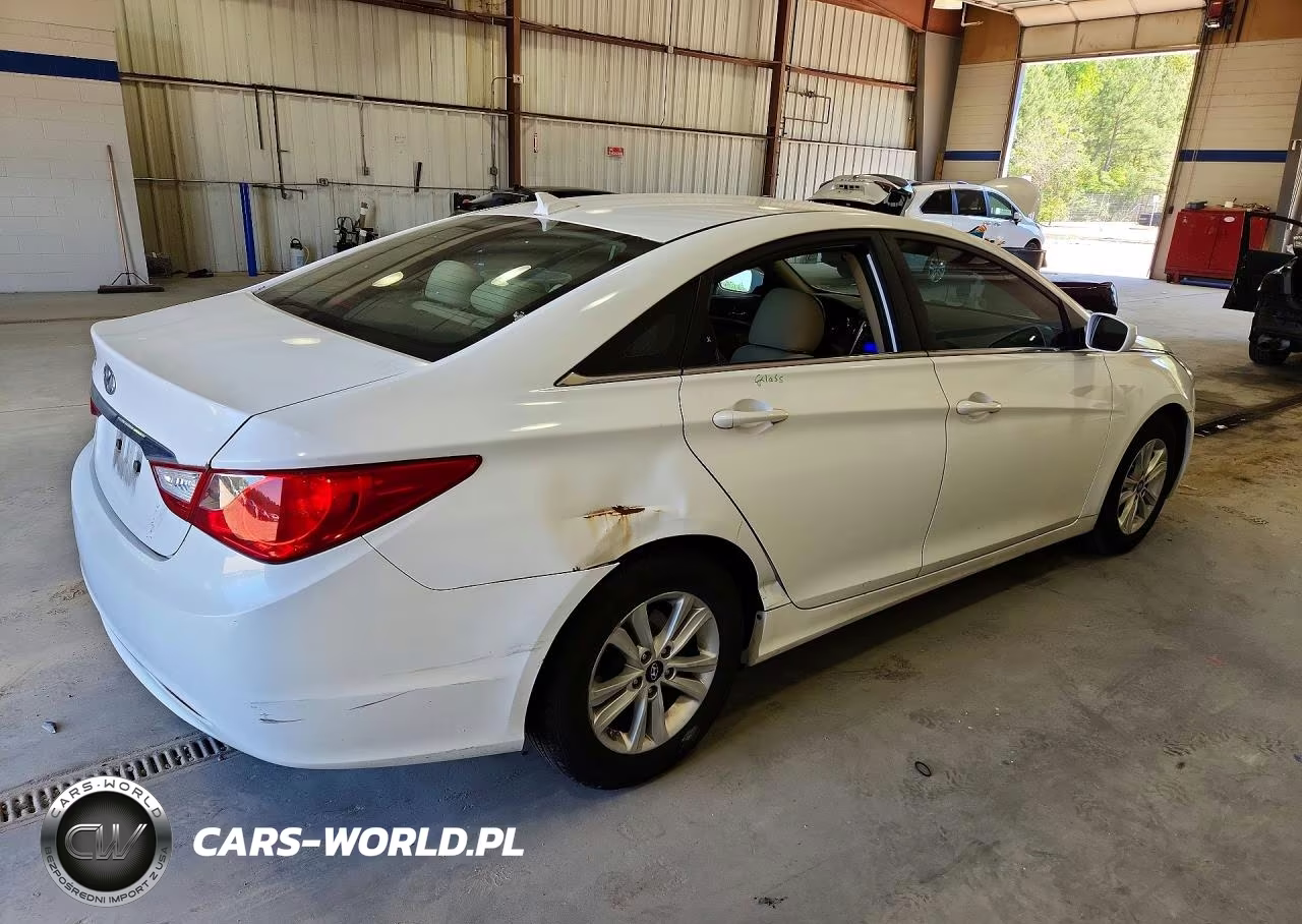 2012 Hyundai Sonata Gls VIN:5NPEB4AC1CH455866 - 3