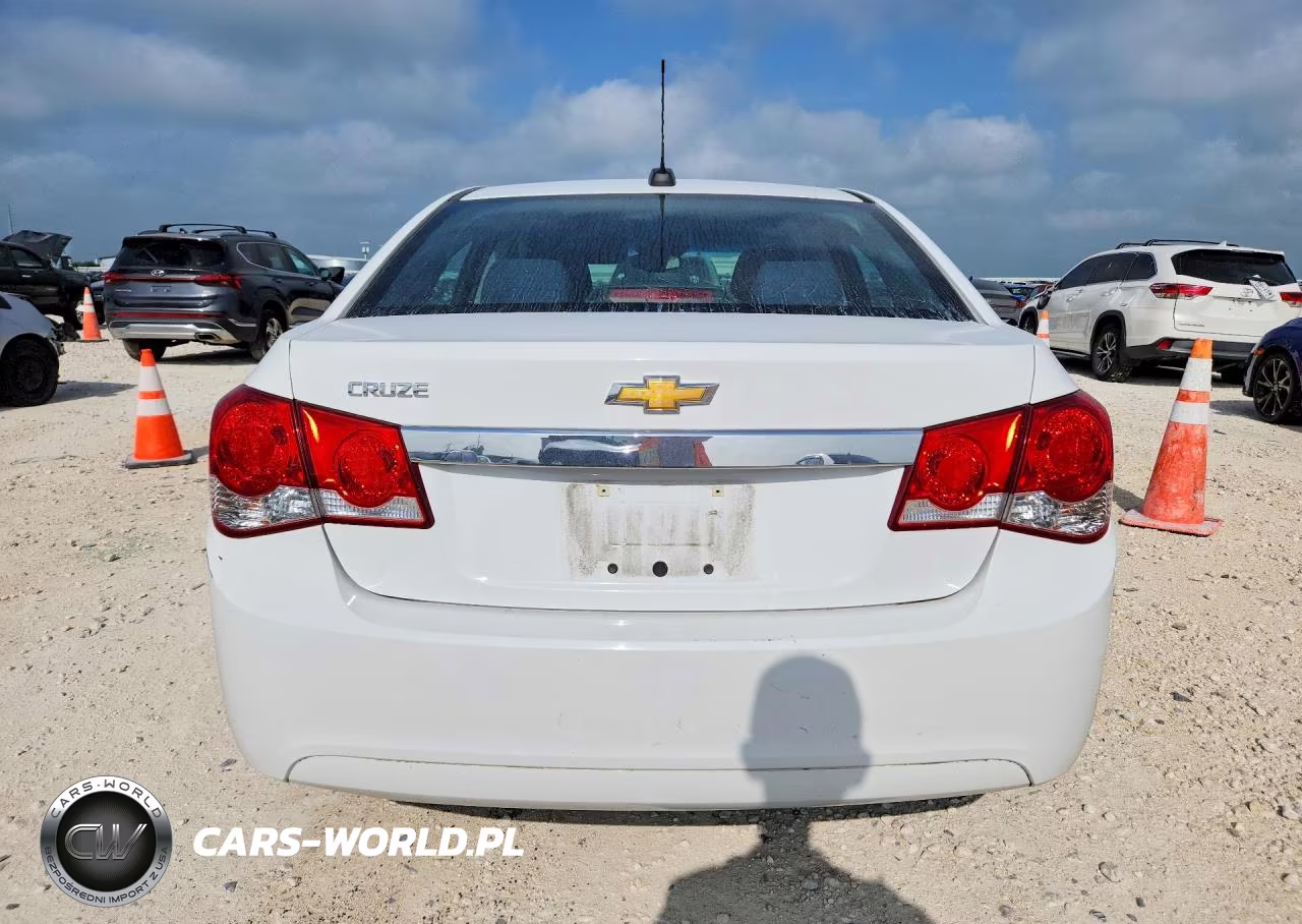 2016 Chevrolet Cruze Limited Ls VIN:1G1PC5SG9G7124470 - 6