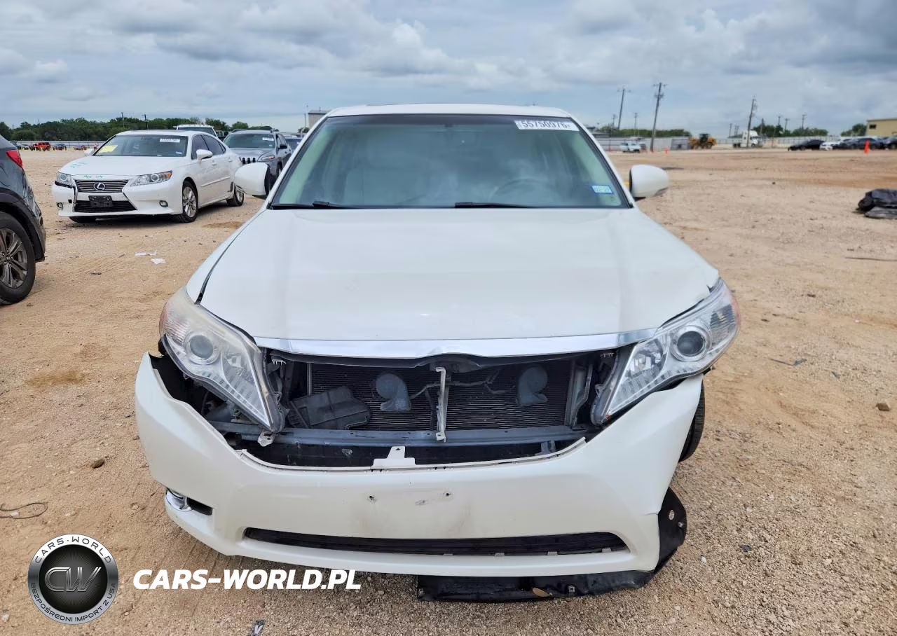 2011 Toyota Avalon Limited VIN:4T1BK3DBXBU435180 - 5