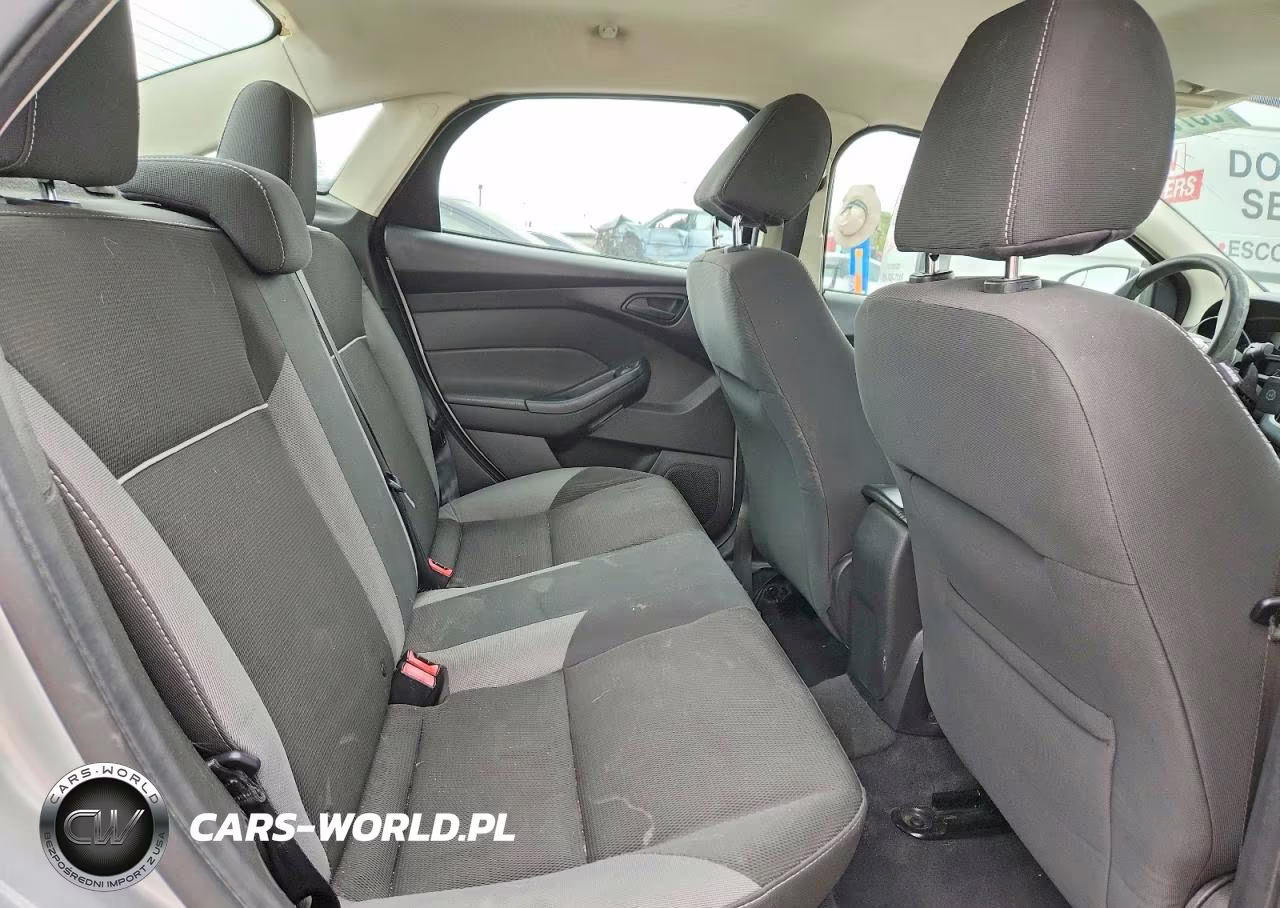 2012 Ford Focus Se VIN:1FAHP3F22CL394943 - 10