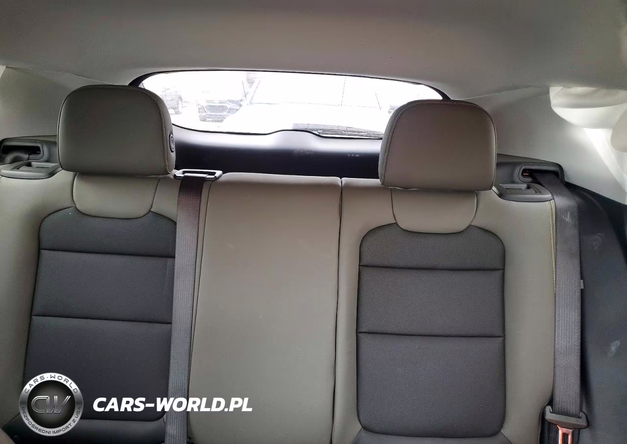 2025 Chevrolet Trax Activ VIN:KL77LKEP2SC069598 - 10