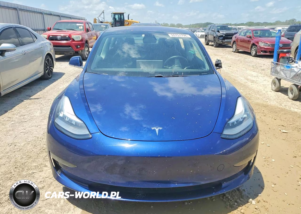 2018 Tesla Model 3 VIN:5YJ3E1EB0JF072351 - 5