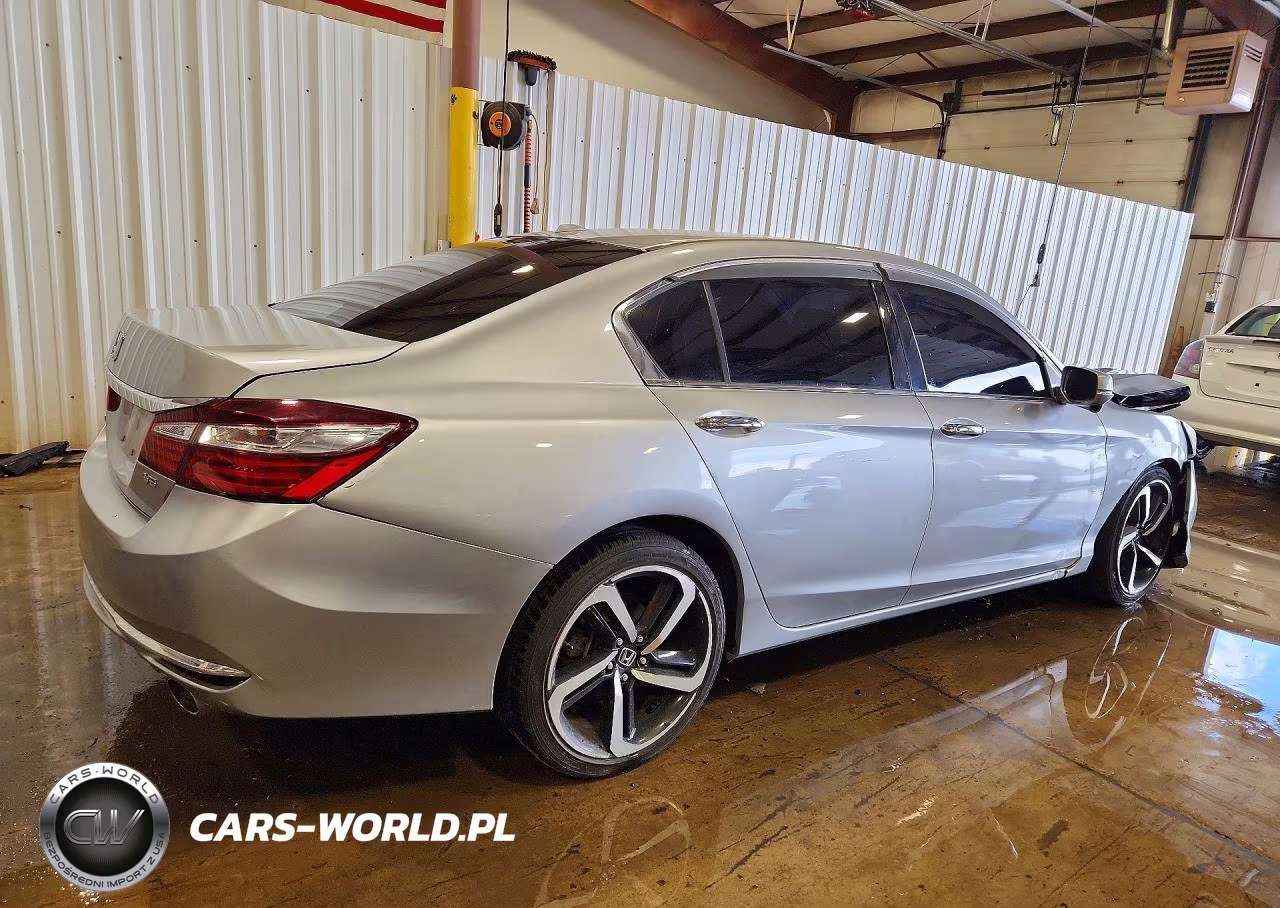2017 Honda Accord Exl VIN:1HGCR3F86HA000187 - 3