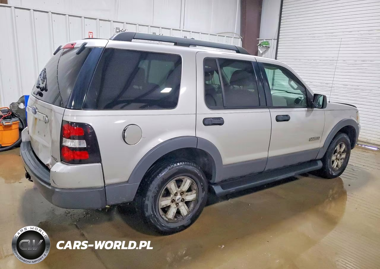2006 Ford Explorer Xlt VIN:1FMEU73E26ZA22267 - 3