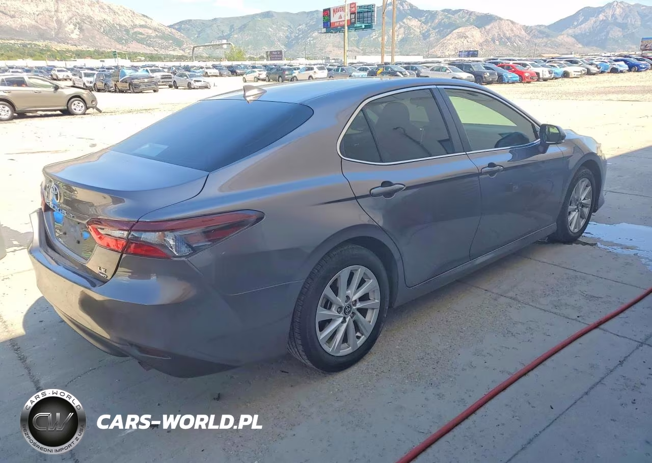 2022 Toyota Camry Le VIN:4T1C11BK0NU056028 - 3
