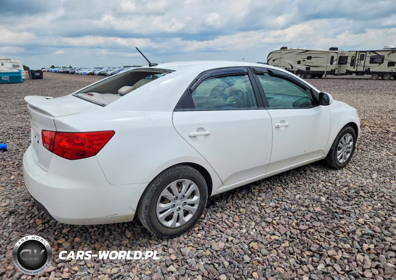 2013 Kia Forte Lx VIN:KNAFT4A20D5690654 - 3