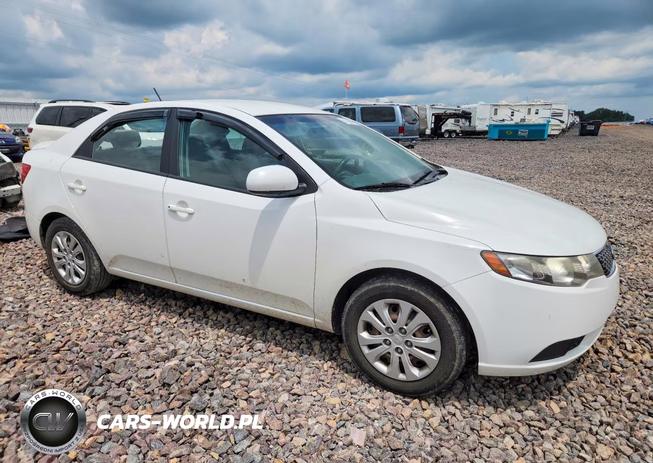 2013 Kia Forte Lx VIN:KNAFT4A20D5690654 - 4