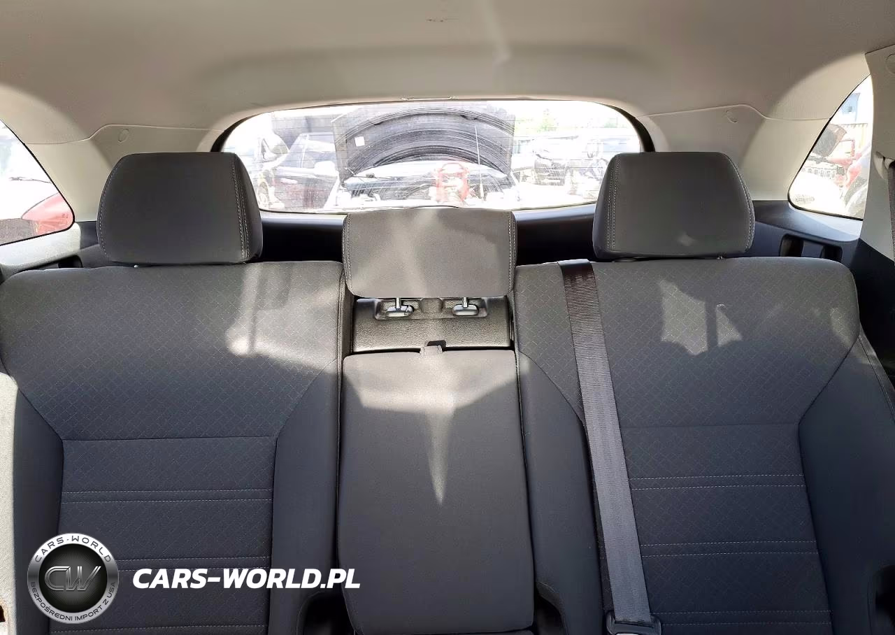 2019 Kia Sorento S V6 VIN:5XYPG4A53KG597721 - 10