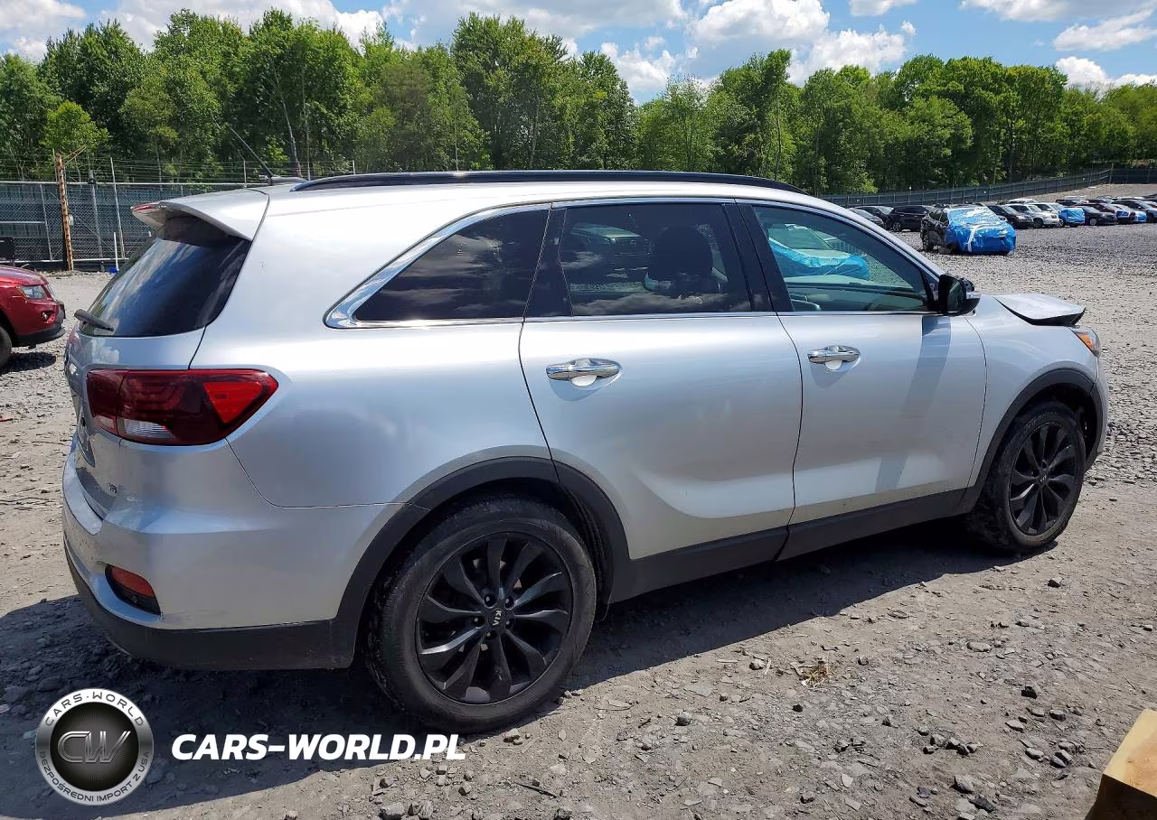2019 Kia Sorento S V6 VIN:5XYPG4A53KG597721 - 3