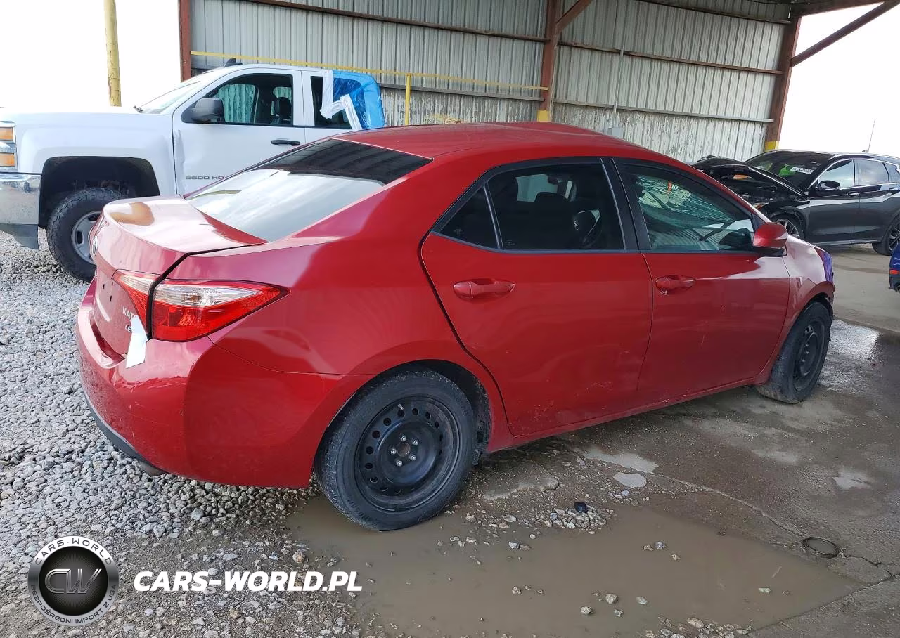 2017 Toyota Corolla Le VIN:5YFBURHE2HP735999 - 3