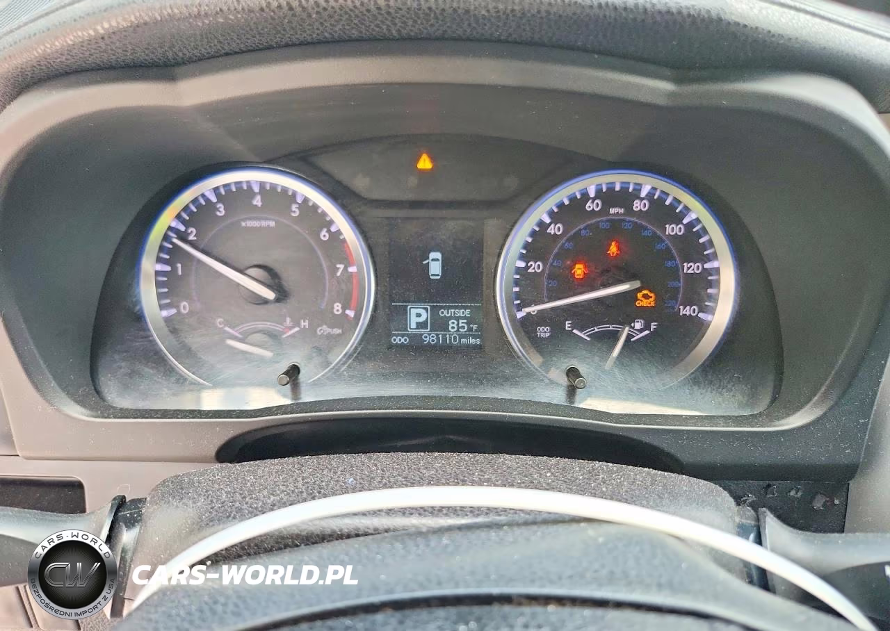 2015 Toyota Highlander Le VIN:5TDBKRFH4FS074256 - 9