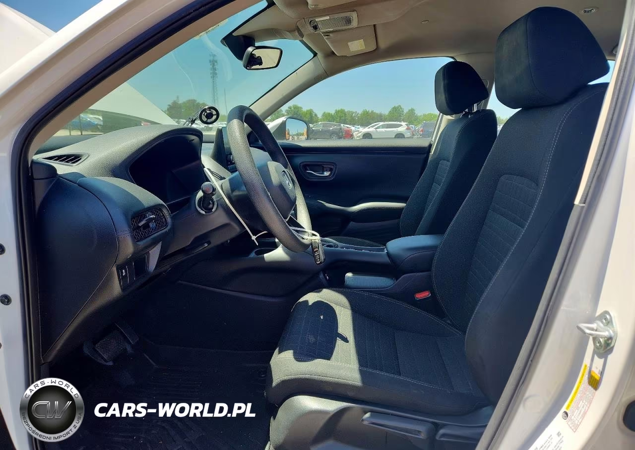 2023 Honda Hr-V Lx VIN:3CZRZ2H3XPM711116 - 7