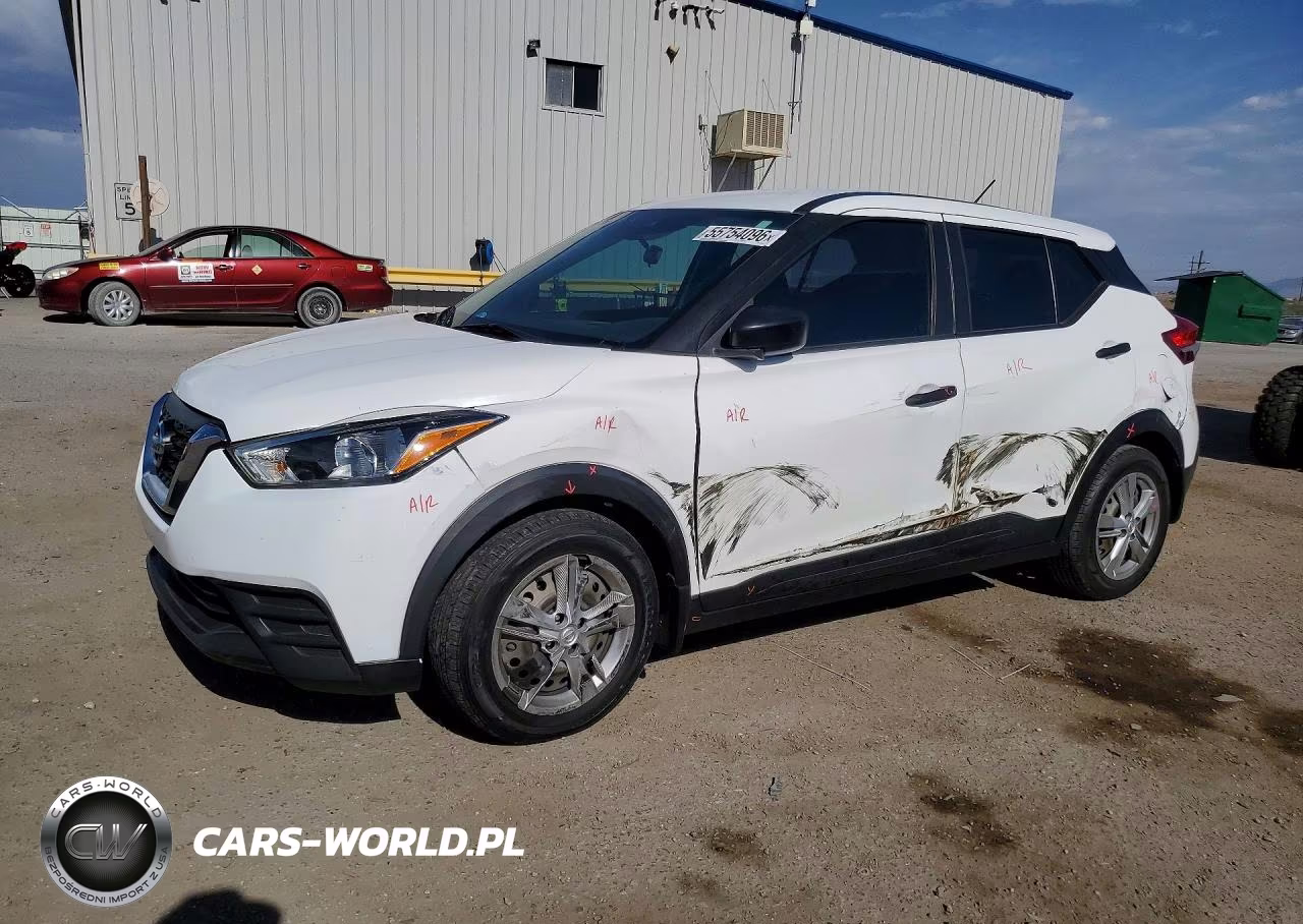 2020 Nissan Kicks S
