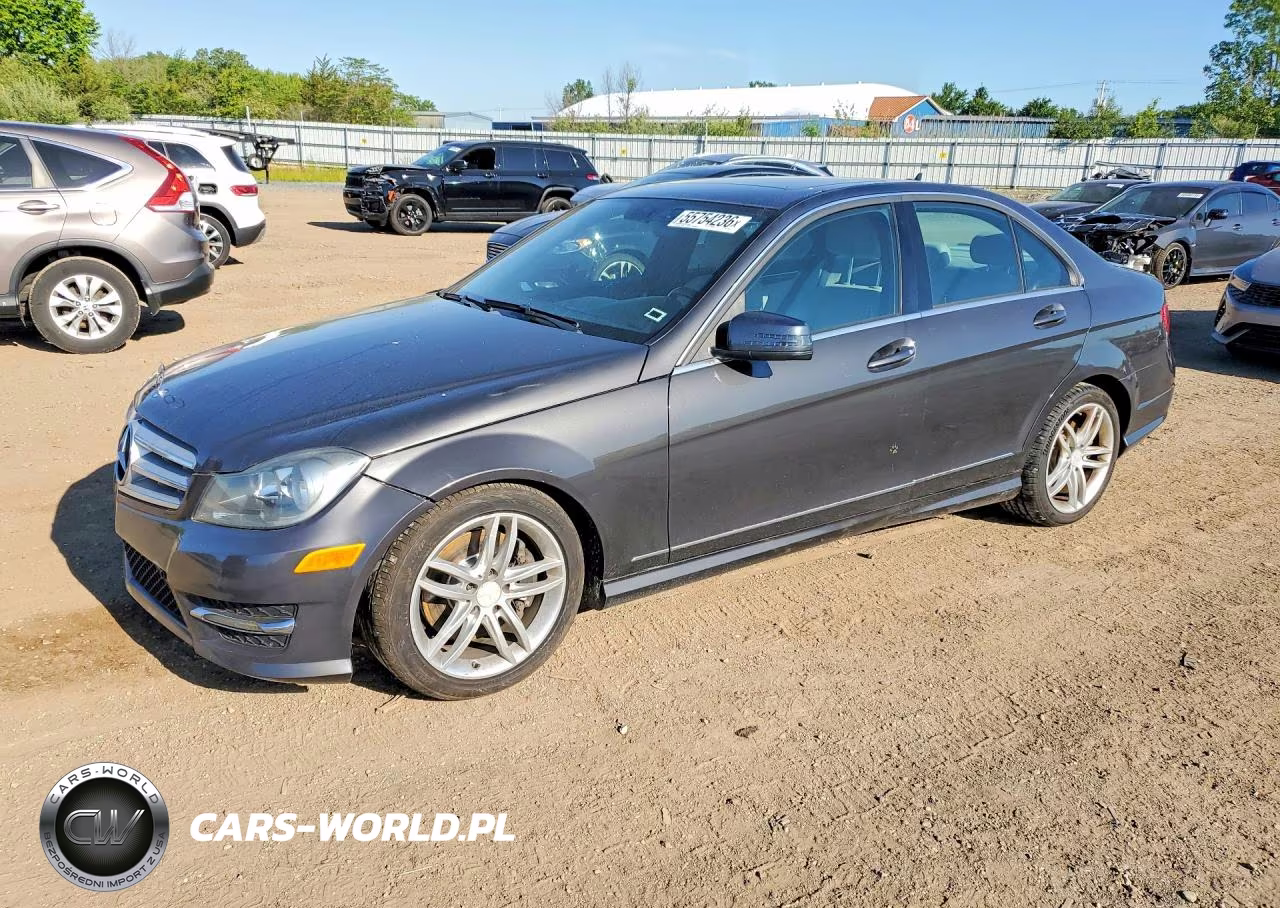 2013 Mercedes-Benz C 300 4Matic – zdjęcie 1 z 12