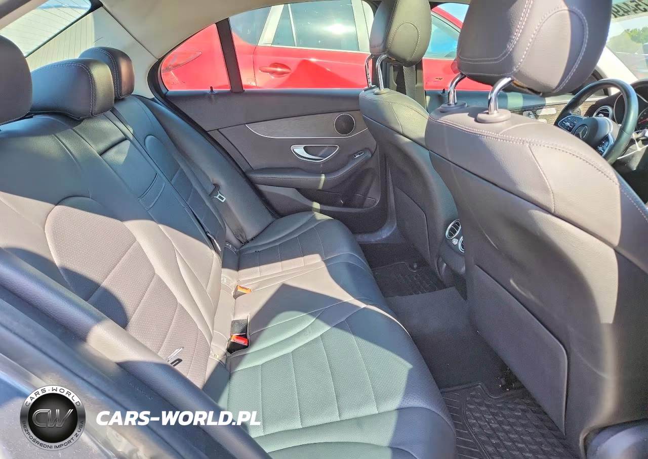 2019 Mercedes-Benz C 300 VIN:55SWF8DBXKU321775 - 10