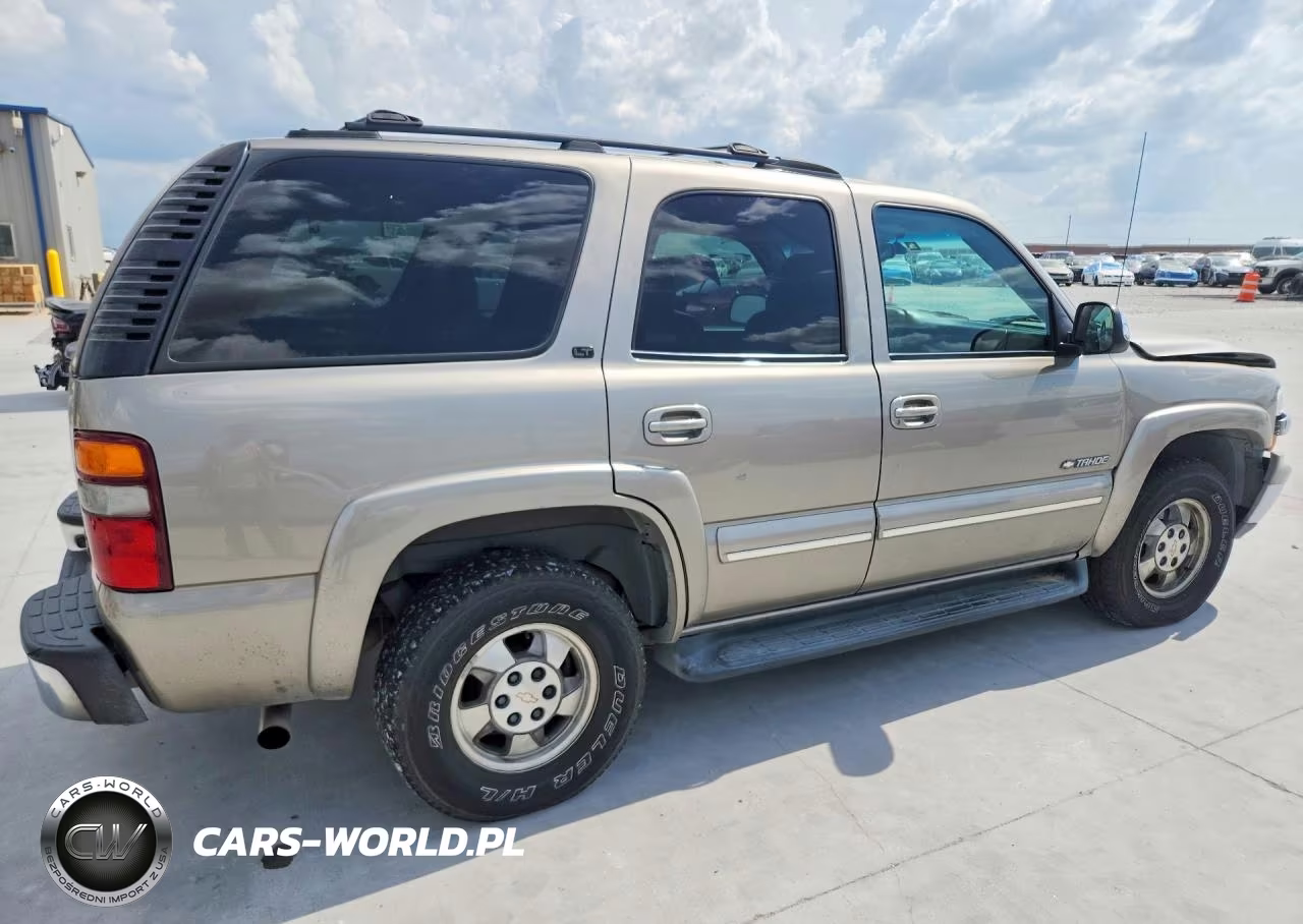 2002 Chevrolet Tahoe C1500 VIN:1GNEC13Z22R159587 - 3