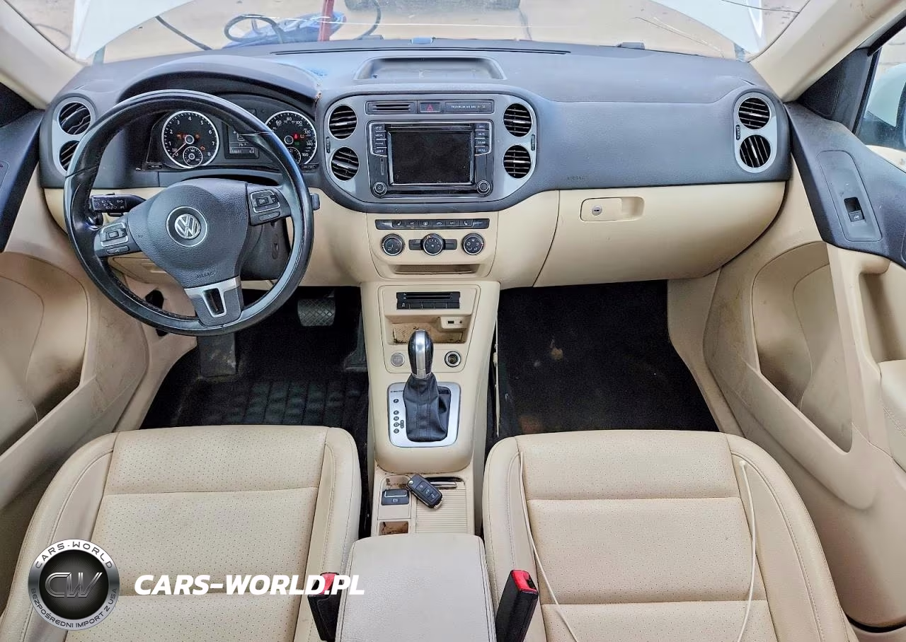 2017 Volkswagen Tiguan S VIN:WVGBV7AX9HK039065 - 8