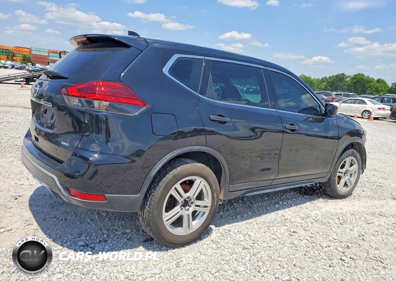2017 Nissan Rogue S VIN:KNMAT2MV5HP573802 - 3