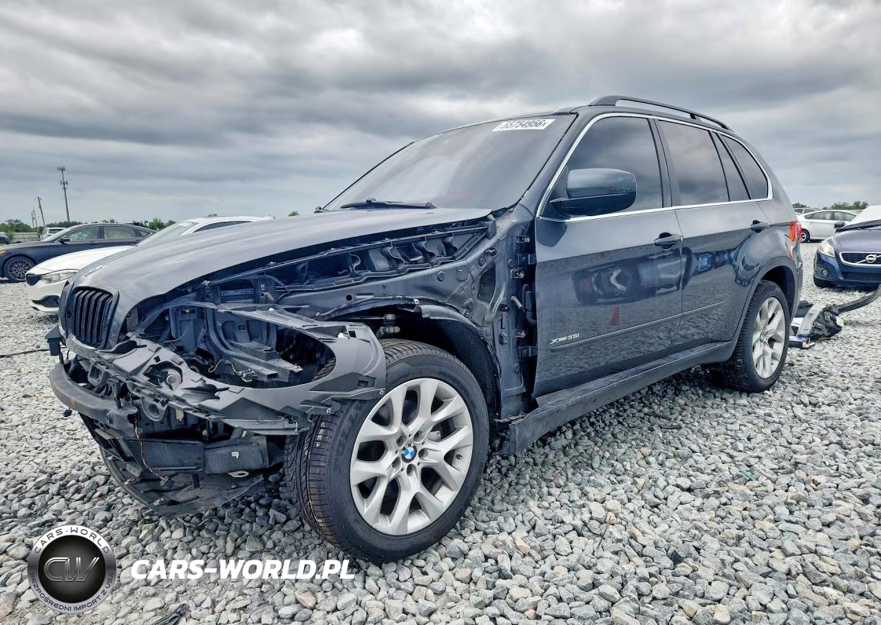 2013 BMW X5 xDrive35I – zdjęcie 1 z 14