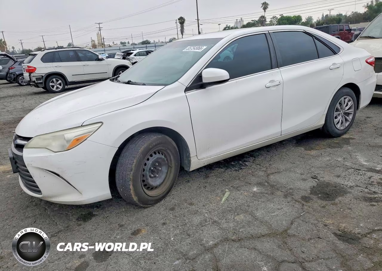 2015 Toyota Camry Le